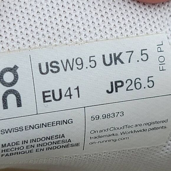 On Cloud 5 - Women's running shoes - Size 9.5 - Picture 11 of 11